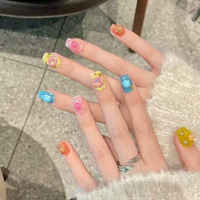 Nail Art - 100 قطعة من الزخارف الراتنجية الملونة