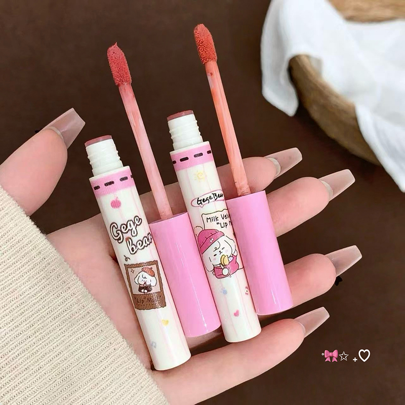 مجموعة أحمر شفاه مخملي من جيجي - مراجعة Matte Velvet Lip Tint Long Lasting وسعره
