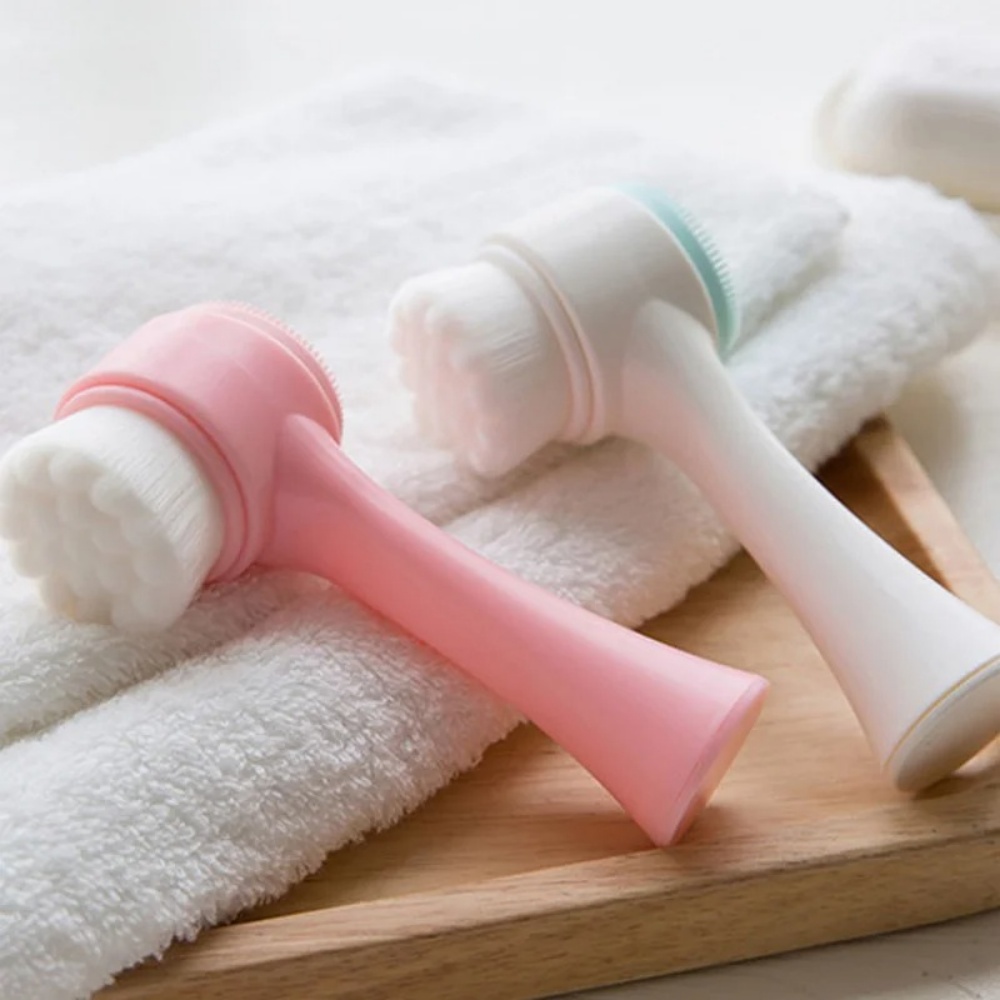 فرشاة تنظيف الوجه ثلاثية الأبع - مراجعة Silicone Face Scrubber Electric وسعره