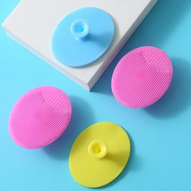 فرشاة تقشير الوجه للنساء والرج - مراجعة Silicone Face Scrubber Electric وسعره