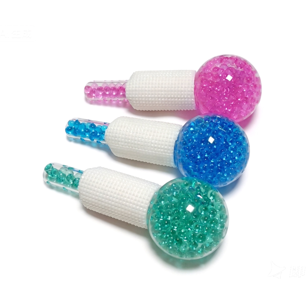 قطعتان من كرات الثلج للوجه لتب - مراجعة Face Ice Roller Puffiness وسعره