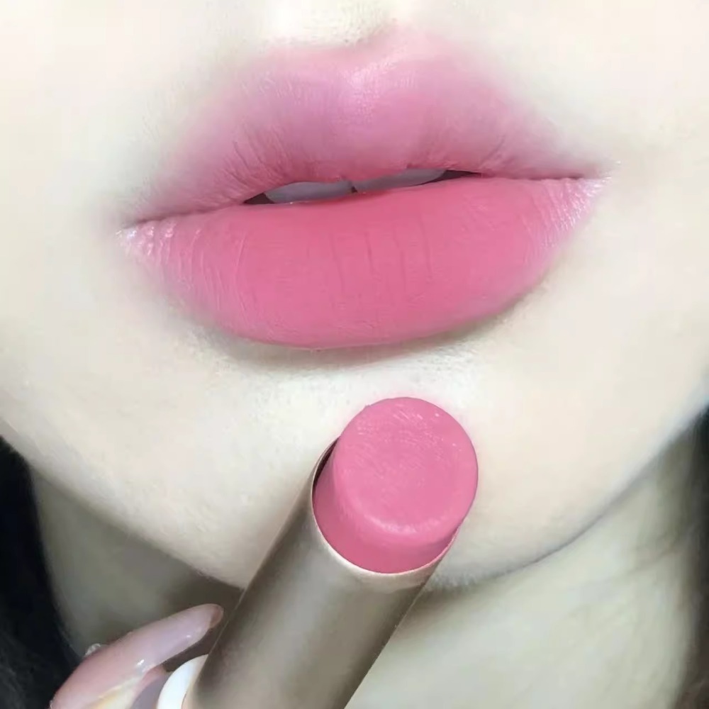أحمر شفاه مخملي غير لامع مرطب، - مراجعة Matte Velvet Lip Tint Long Lasting وسعره